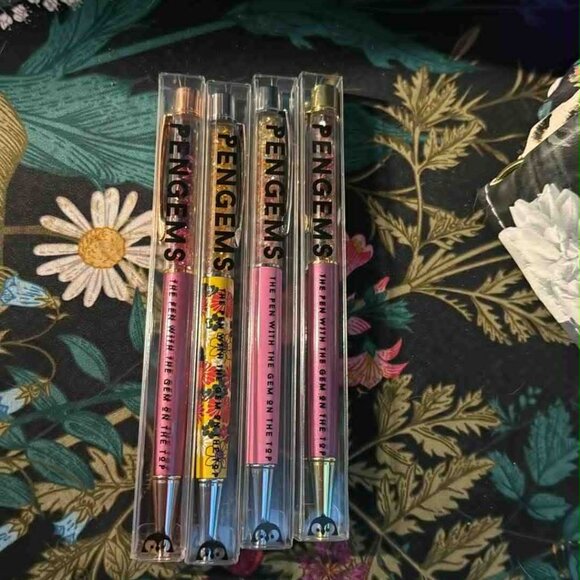 Pengems LOT - 27 pens - never used - different colors, collections - NEW - Picture 10 of 15